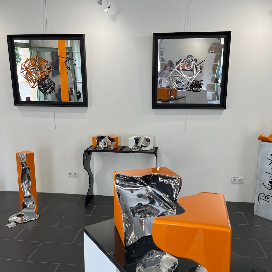 Place des Lilas - Galerie & Résidence d'Artistes 1